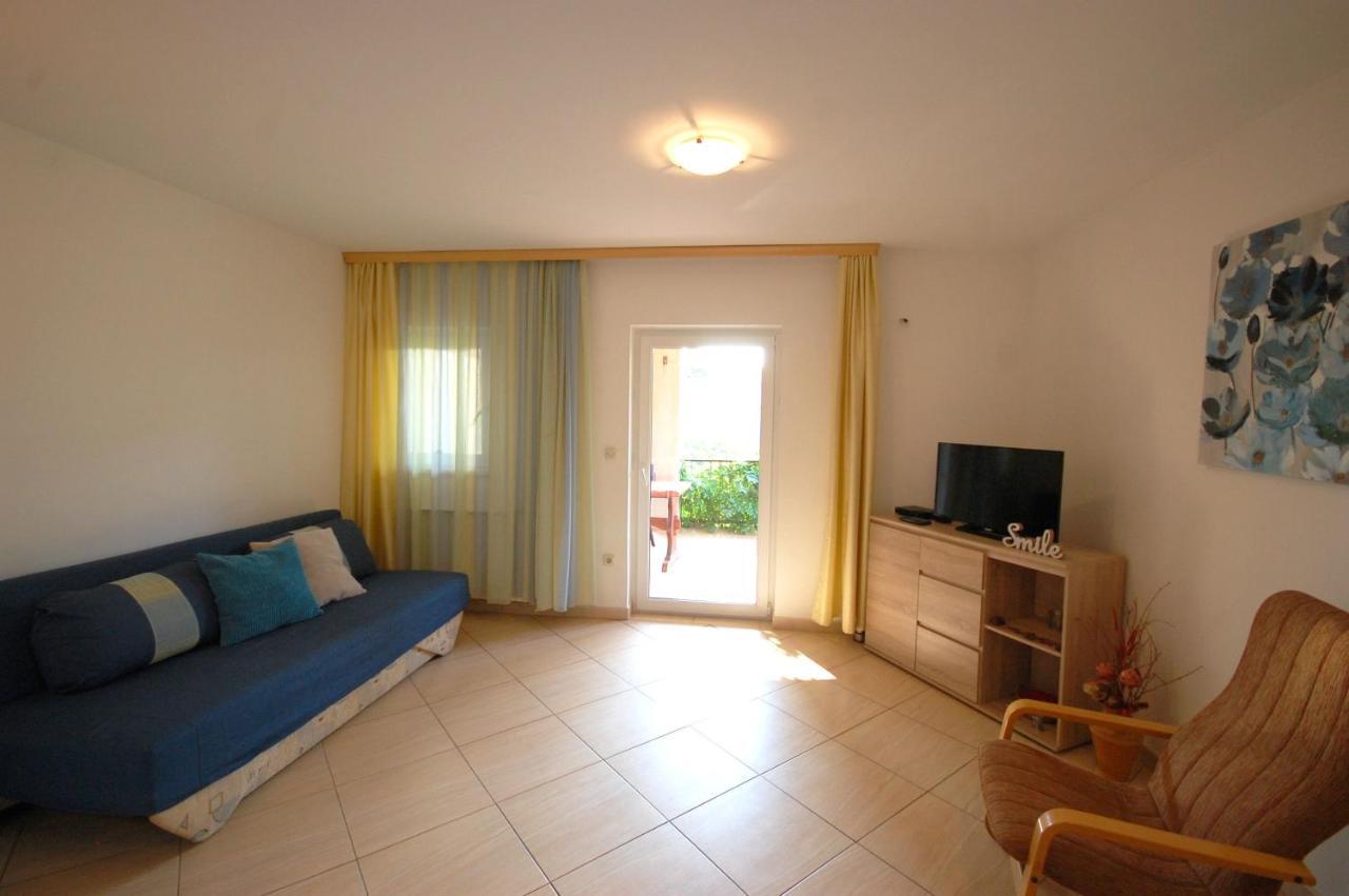 Apartment Jelka Malinska Εξωτερικό φωτογραφία