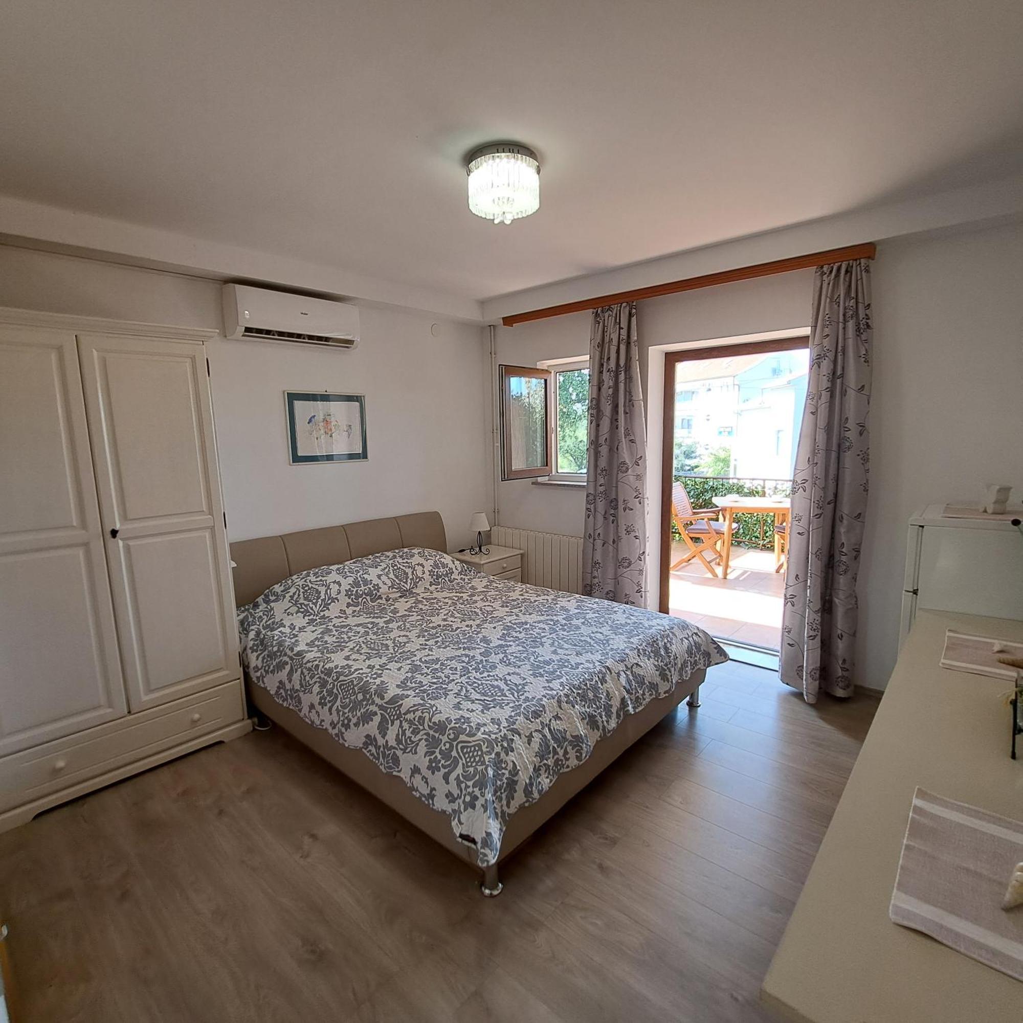 Apartment Jelka Malinska Εξωτερικό φωτογραφία
