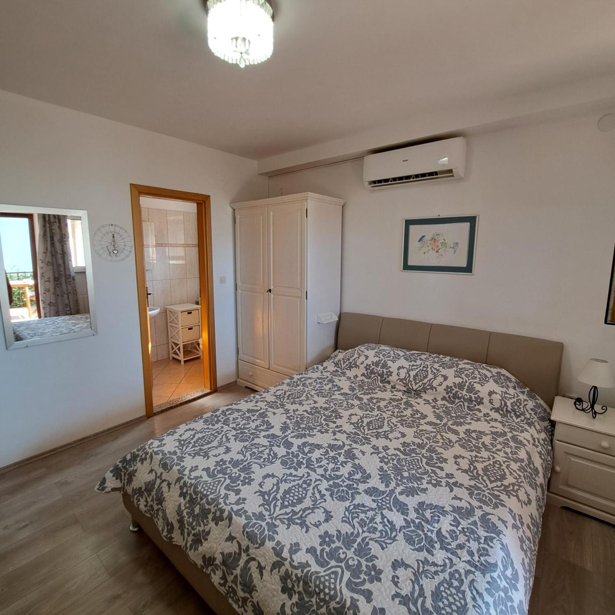 Apartment Jelka Malinska Εξωτερικό φωτογραφία